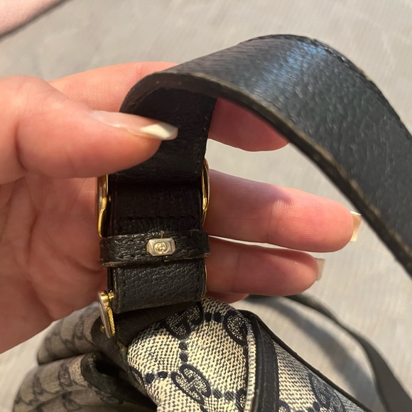 Gucci Crossbody handbag Authentic - Picture 9 of 12